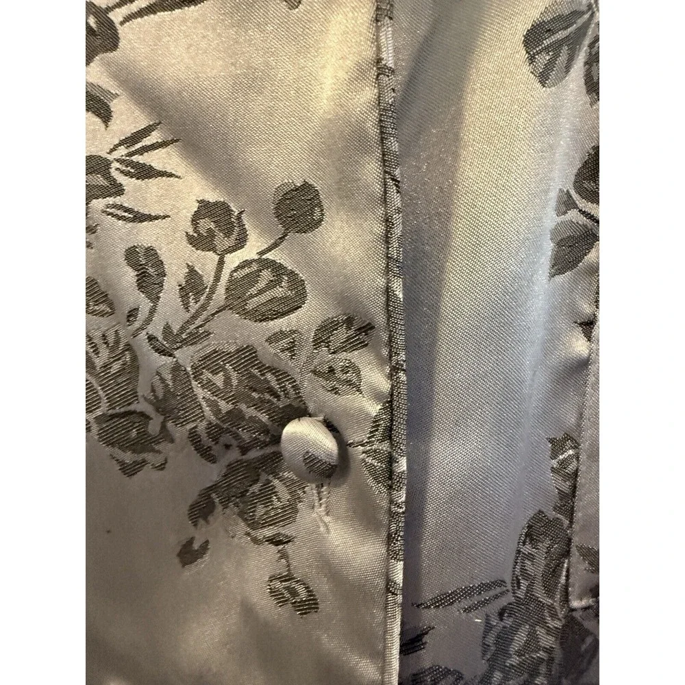 Secret Treasures‎ Silver Gray Nightgown House Coat M NEW Grandma Robe Button Up